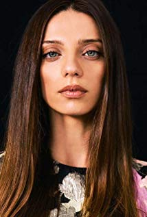 Angela Sarafyan
