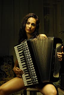 Asli Bayram