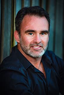 Ben Maclaine