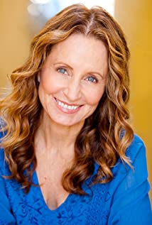 Gwen Holloway