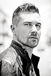 Josh Kelly - 