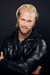 Joshua Murdoch - 