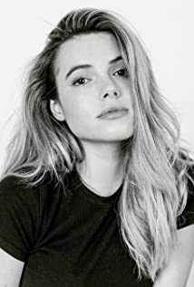 Julianne Binard