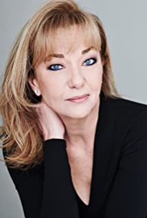 Julianne White