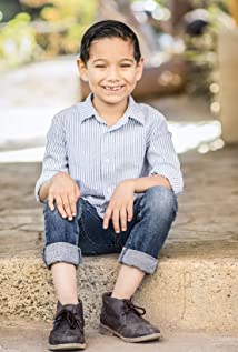 Liam Villa