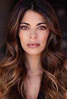 Lindsay Hartley