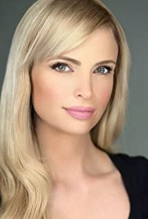 Lindsay Maxwell