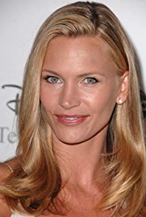 Natasha Henstridge