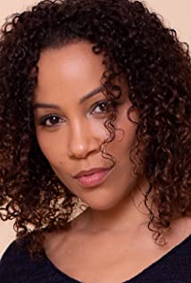 Renée Castle