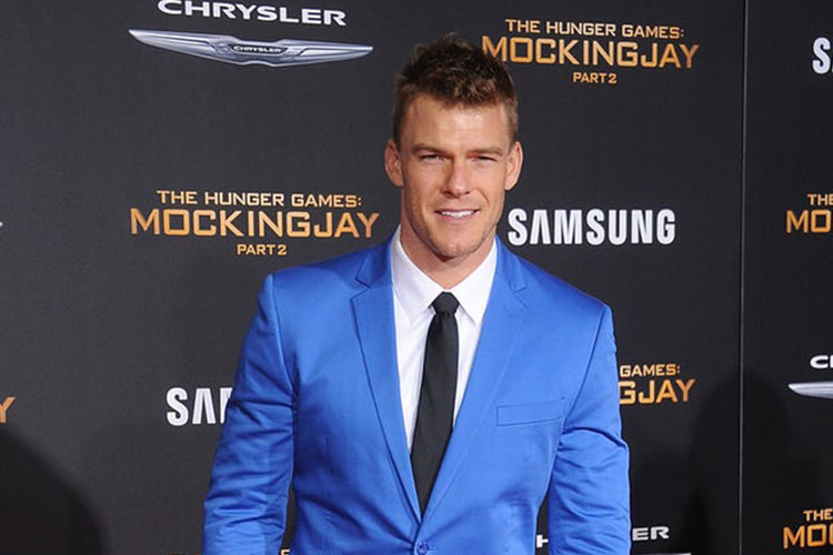 Alan Ritchson