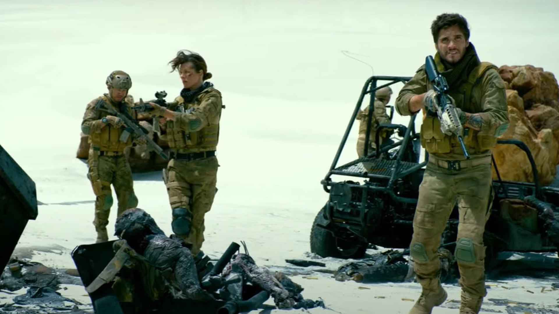 ستوان آرتمیس به همراه سربازان خود در فیلم Monster Hunter