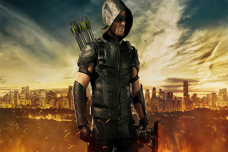 از لباس جدید اِستِفِن اَمِل در فصل چهارم سریال Arrow رونمایی شد