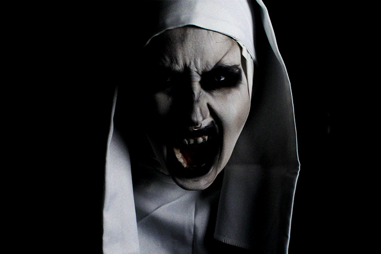 چگونه فیلم The Nun دو فیلم مجموعه The Conjuring را به هم مرتبط می‌سازد؟