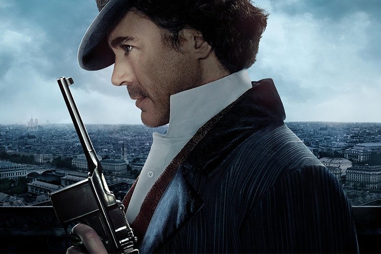 رابرت داونی جونیور در حال آماده شدن برای بازی در فیلم Sherlock Holmes 3