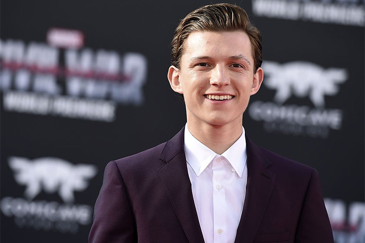 تام هالند به دیزی ریدلی در فیلم Chaos Walking خواهد پیوست