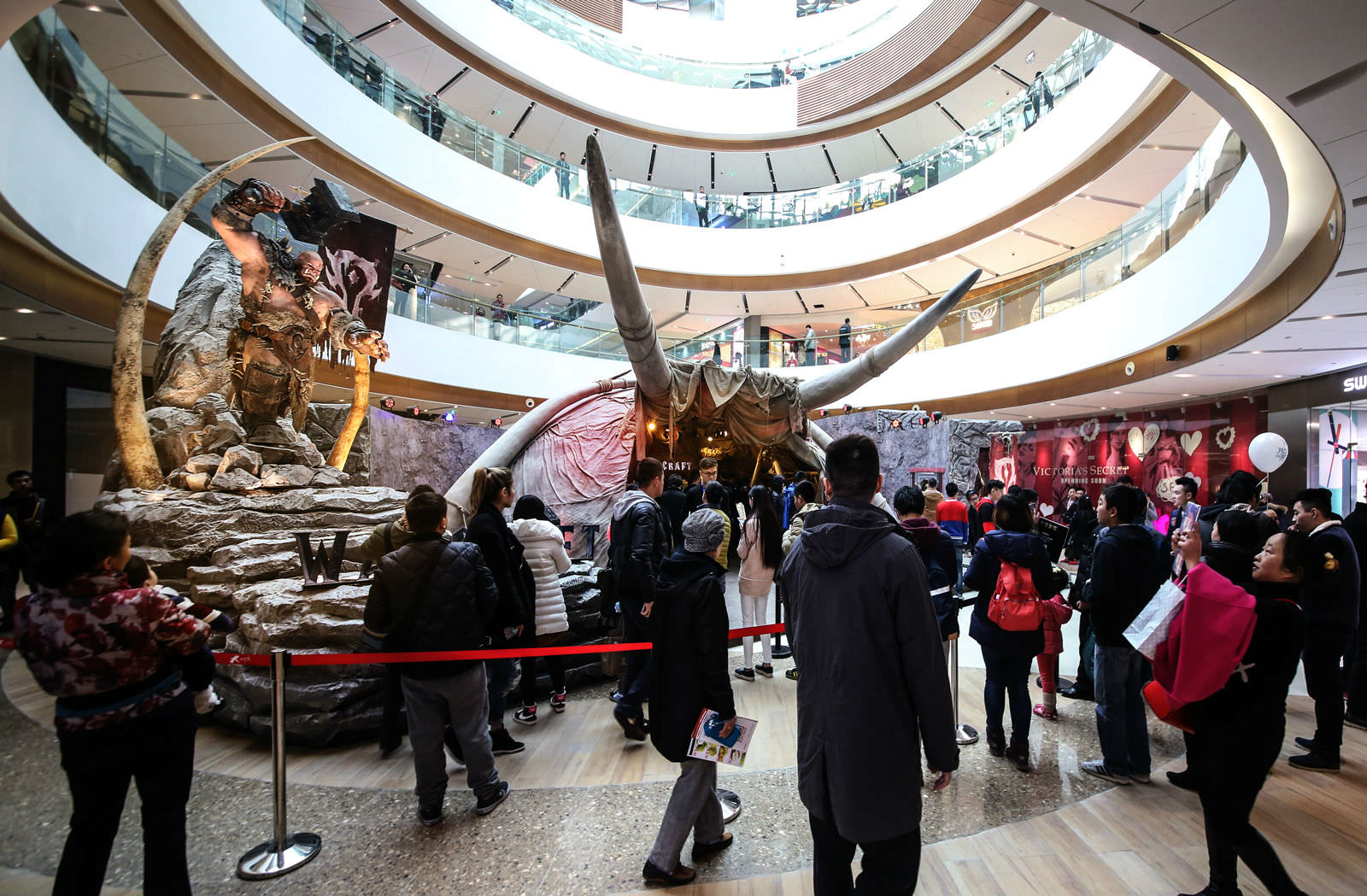 نمایشگاه فیلم وارکرفت در مرکز خریدی در چین